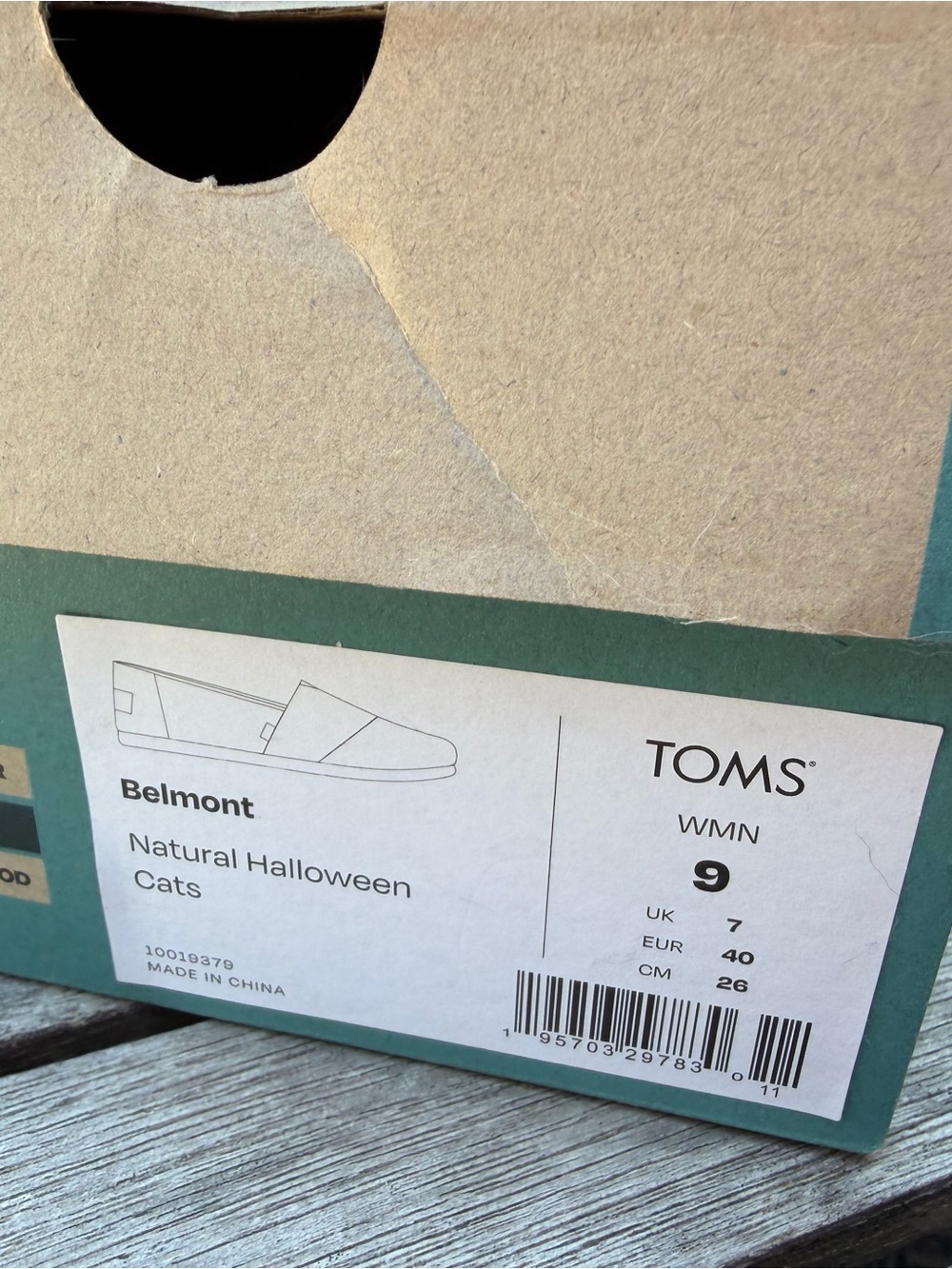 NWT TOMS Belmont Halloween Cats Glow in the Dark Slip-Ons Size 9 - Picture 4 of 7